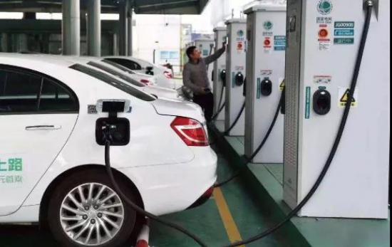 新能源汽車全產業鏈投資累計超2萬億 新能源汽車全產業鏈投資累計超2萬億 中國潤滑油網